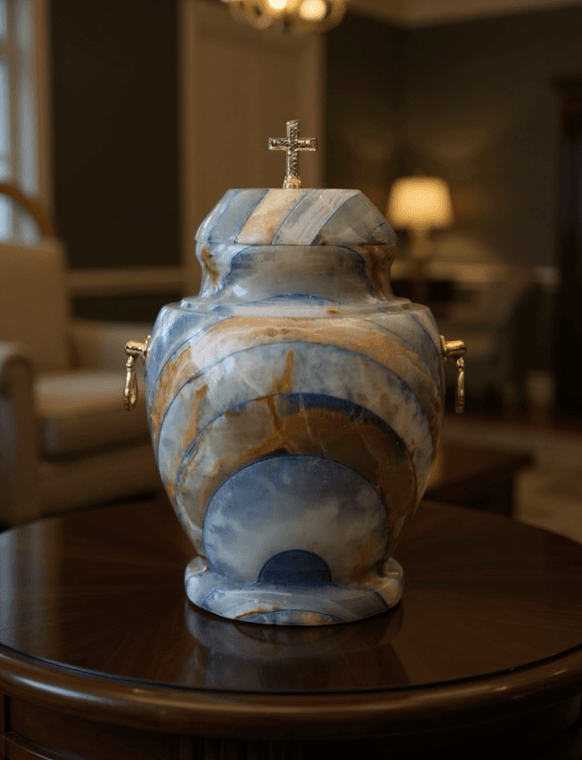 Kiek kainuoja laidotuvės Lietuvoje 2026? Pilnas gidas